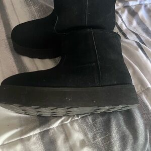 Elegant Faux Fur Black Women's Winter Boots